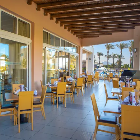 海滩地平线度假酒店